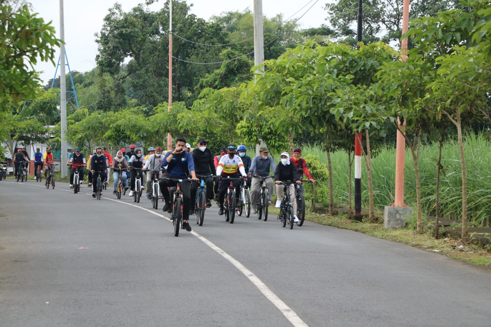 gambar utama