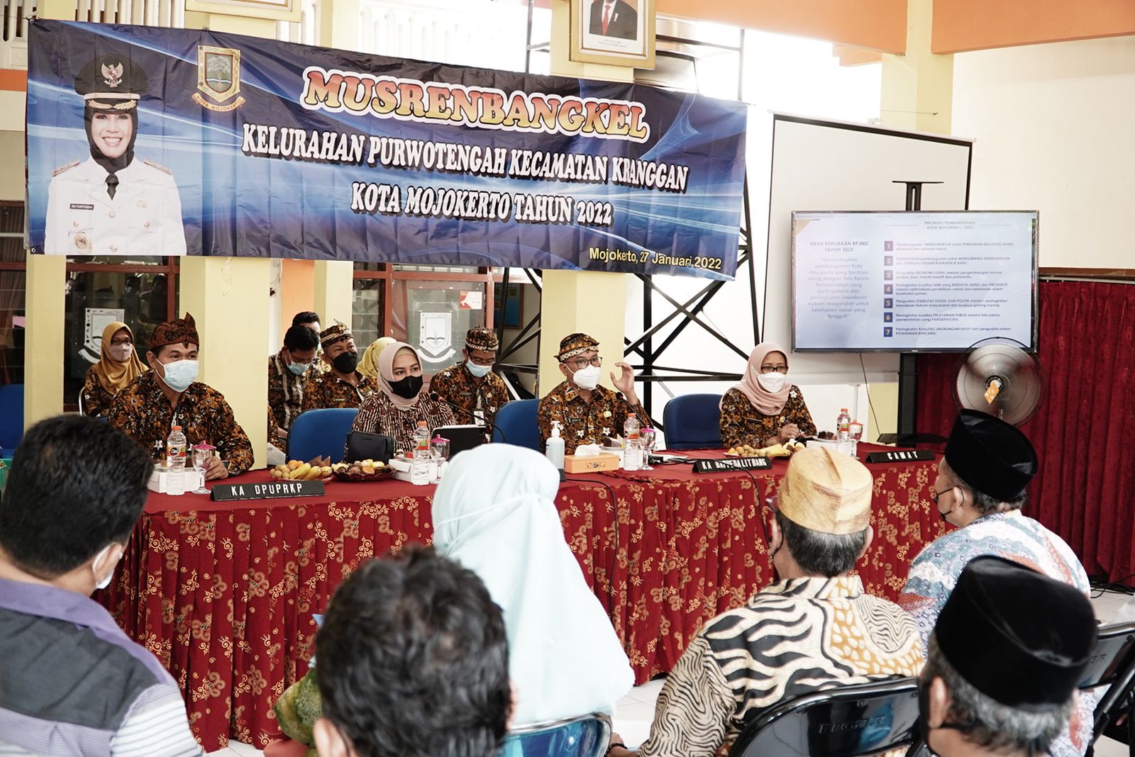 gambar utama