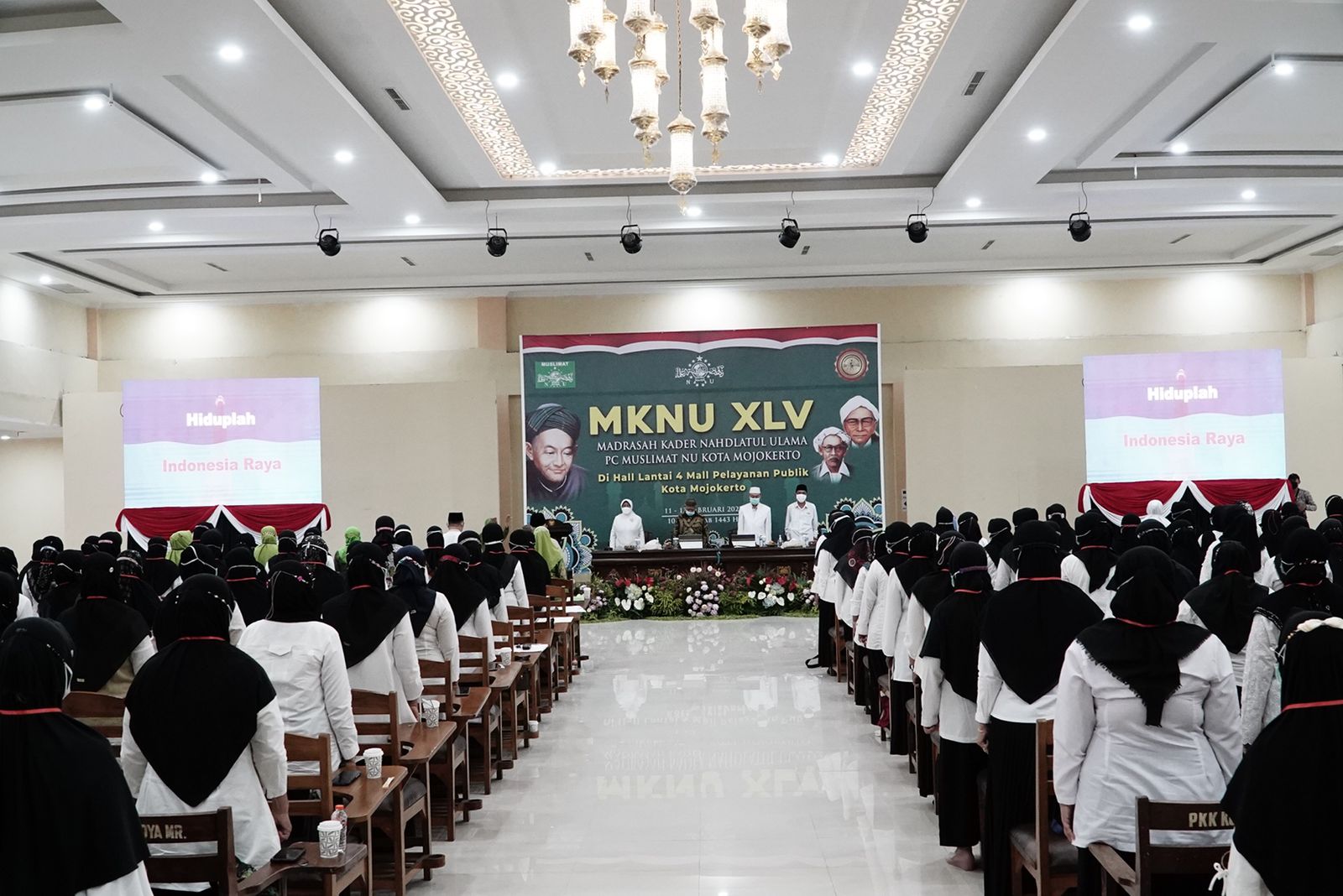 gambar utama