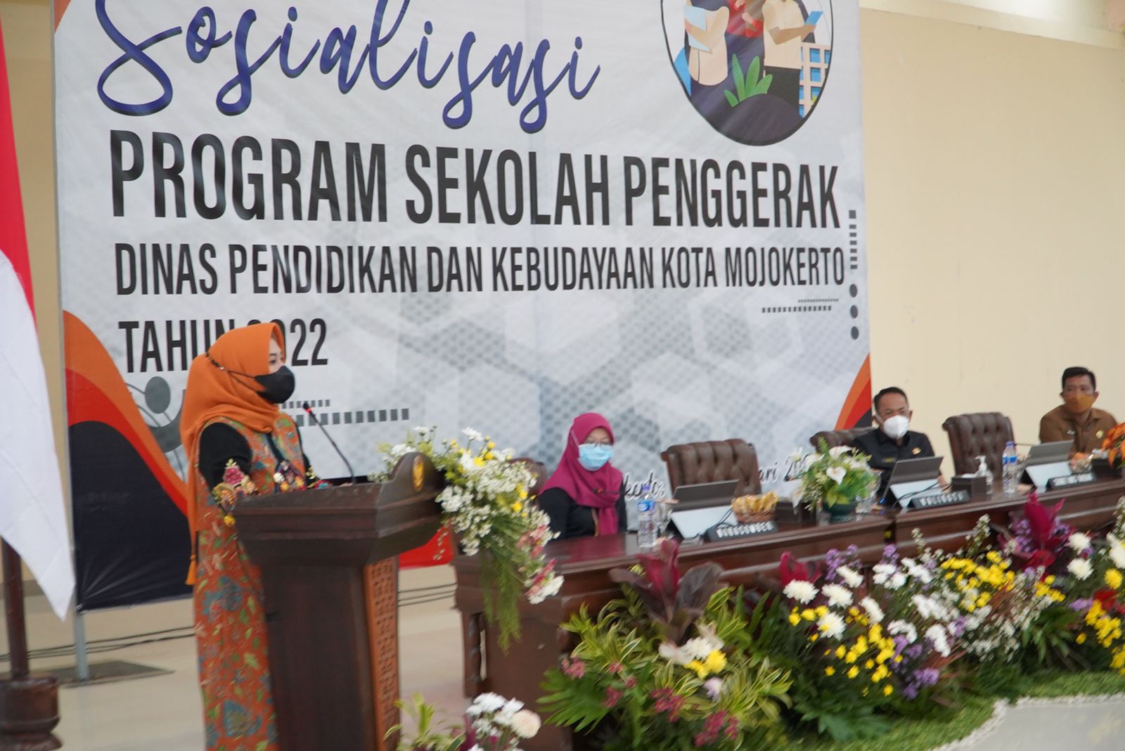 gambar utama