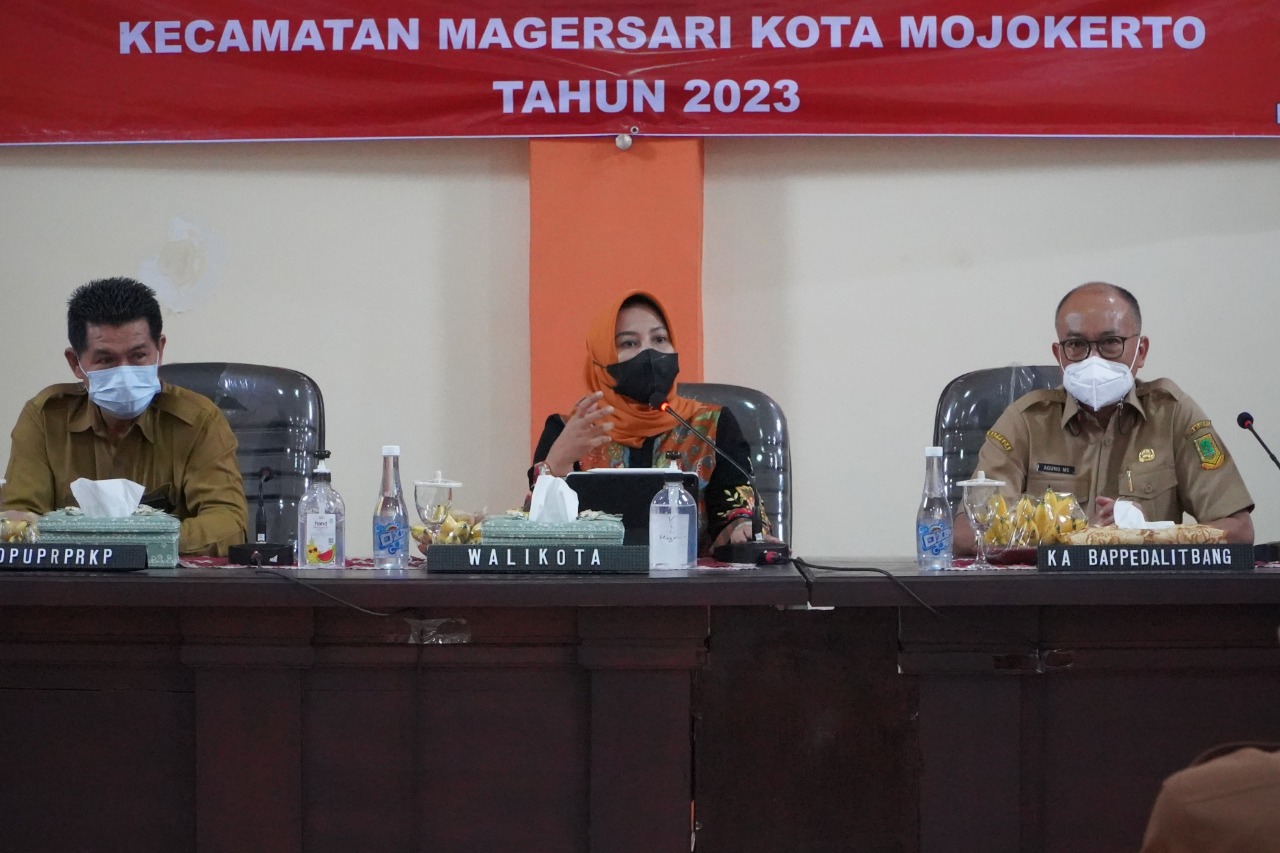 gambar utama