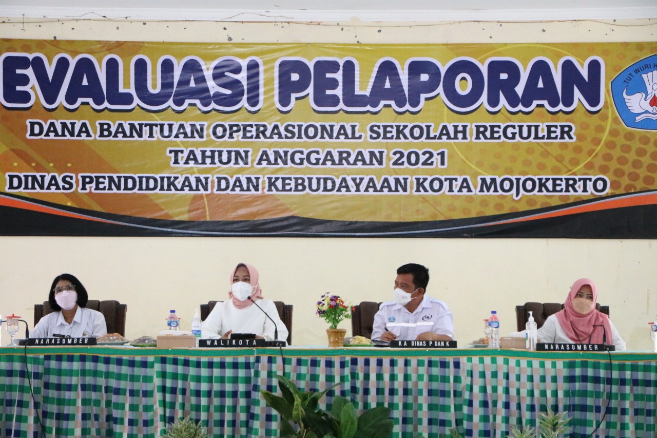gambar utama