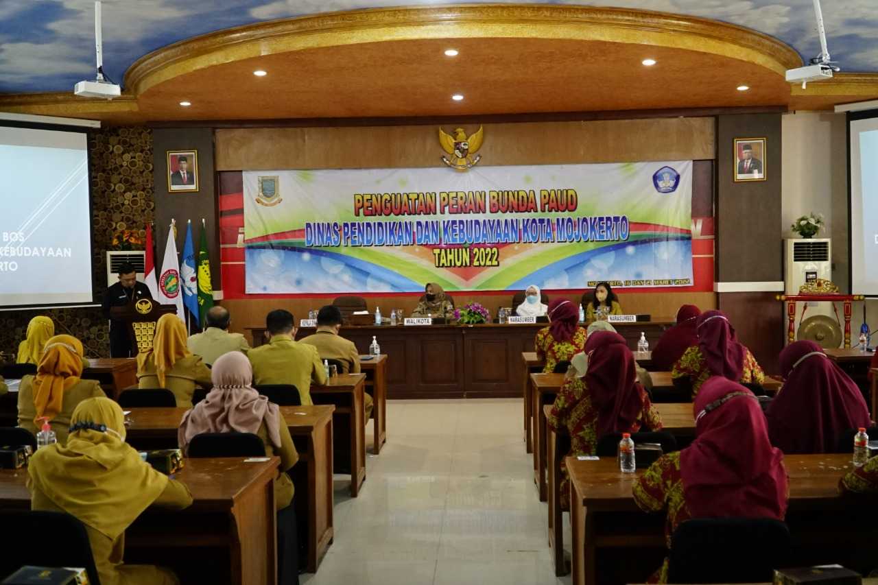 gambar utama
