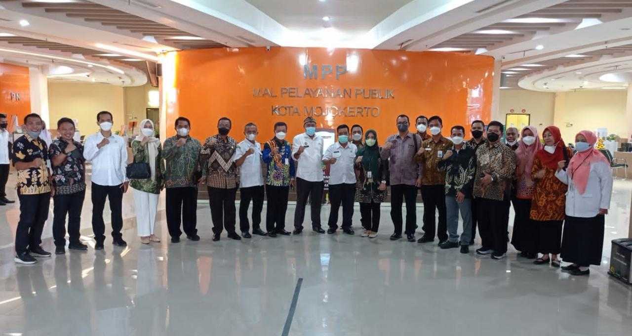 gambar utama