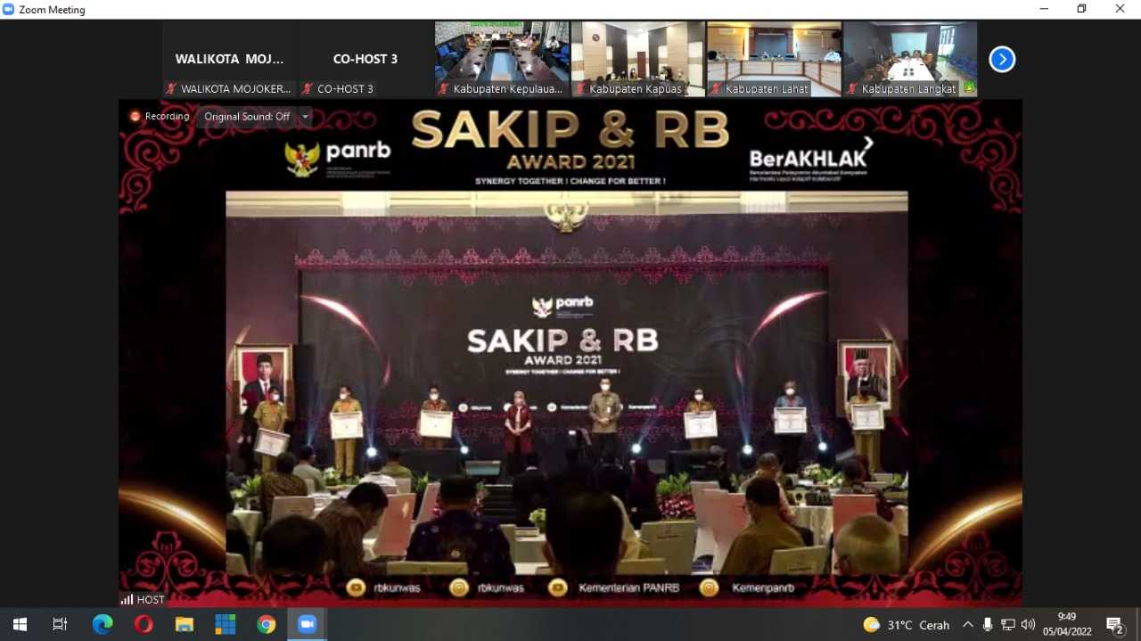 gambar utama