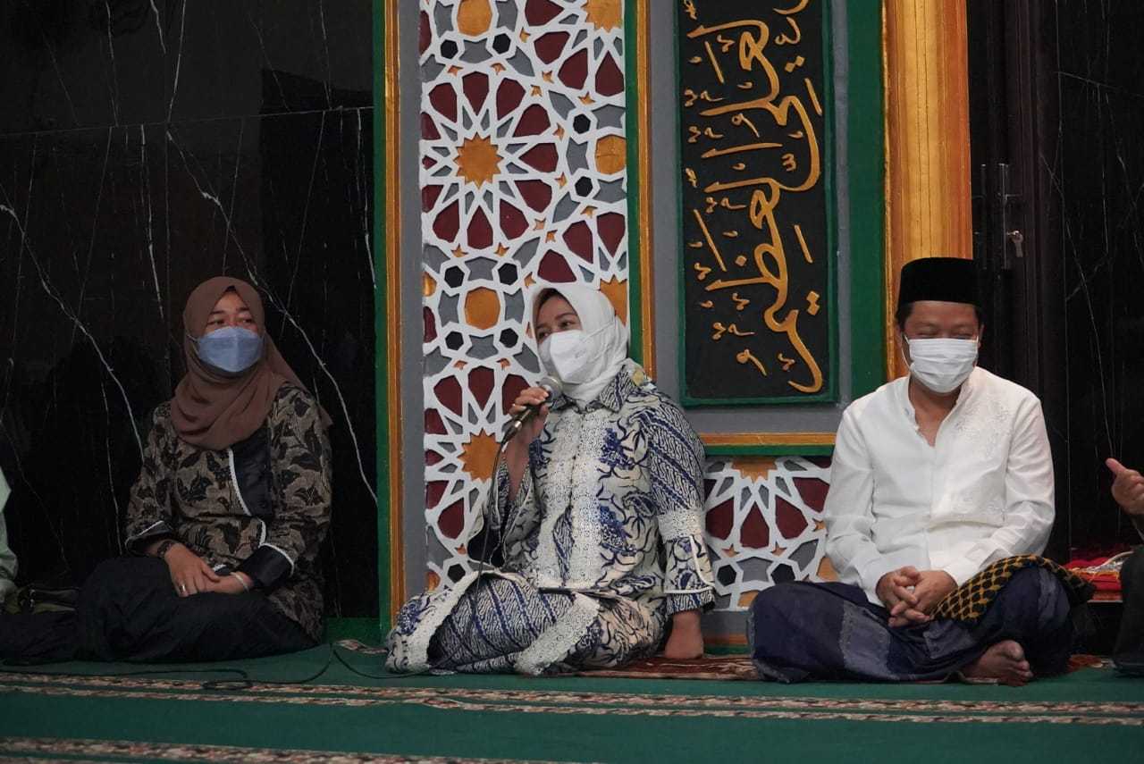 gambar utama