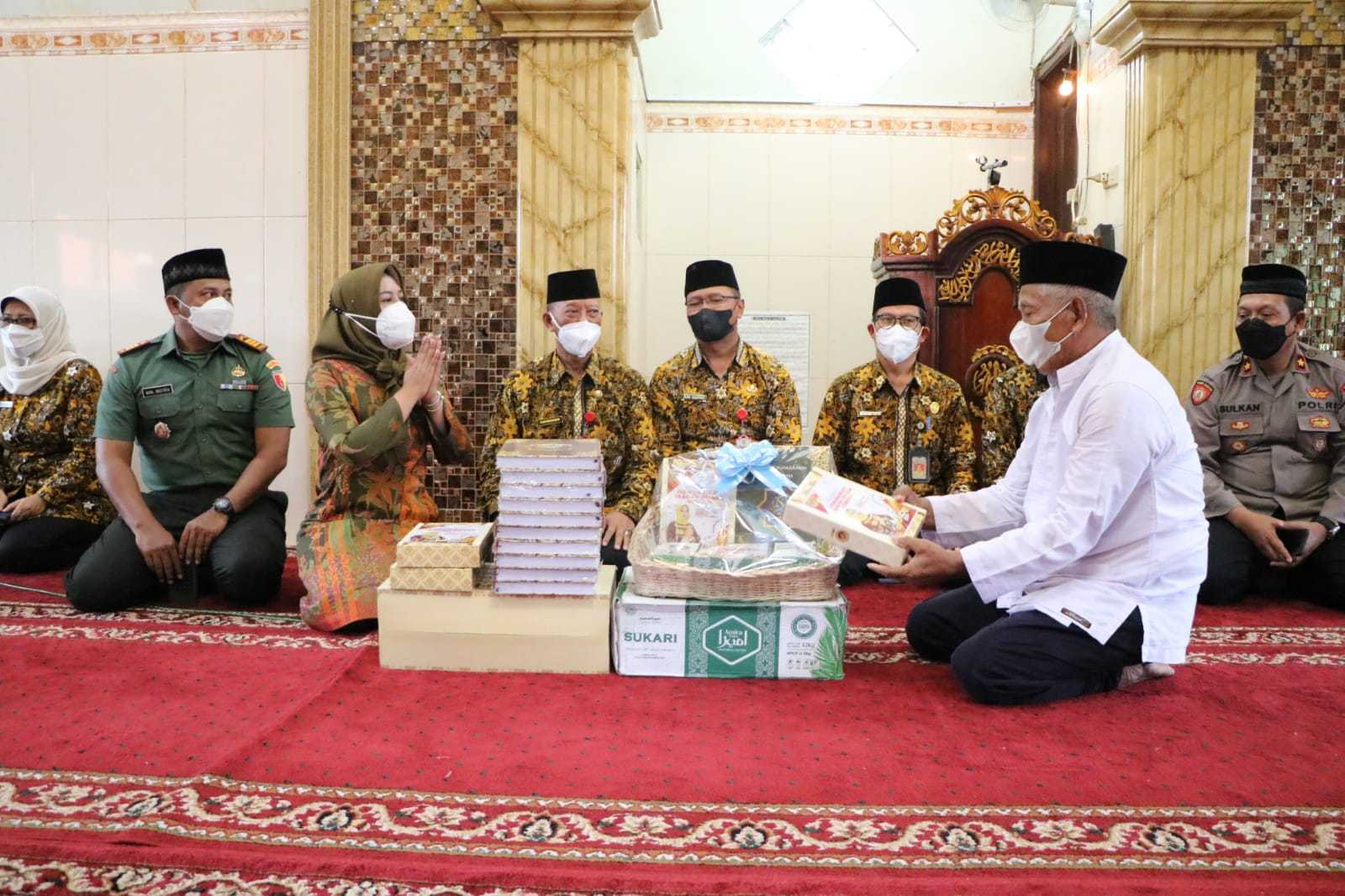 gambar utama