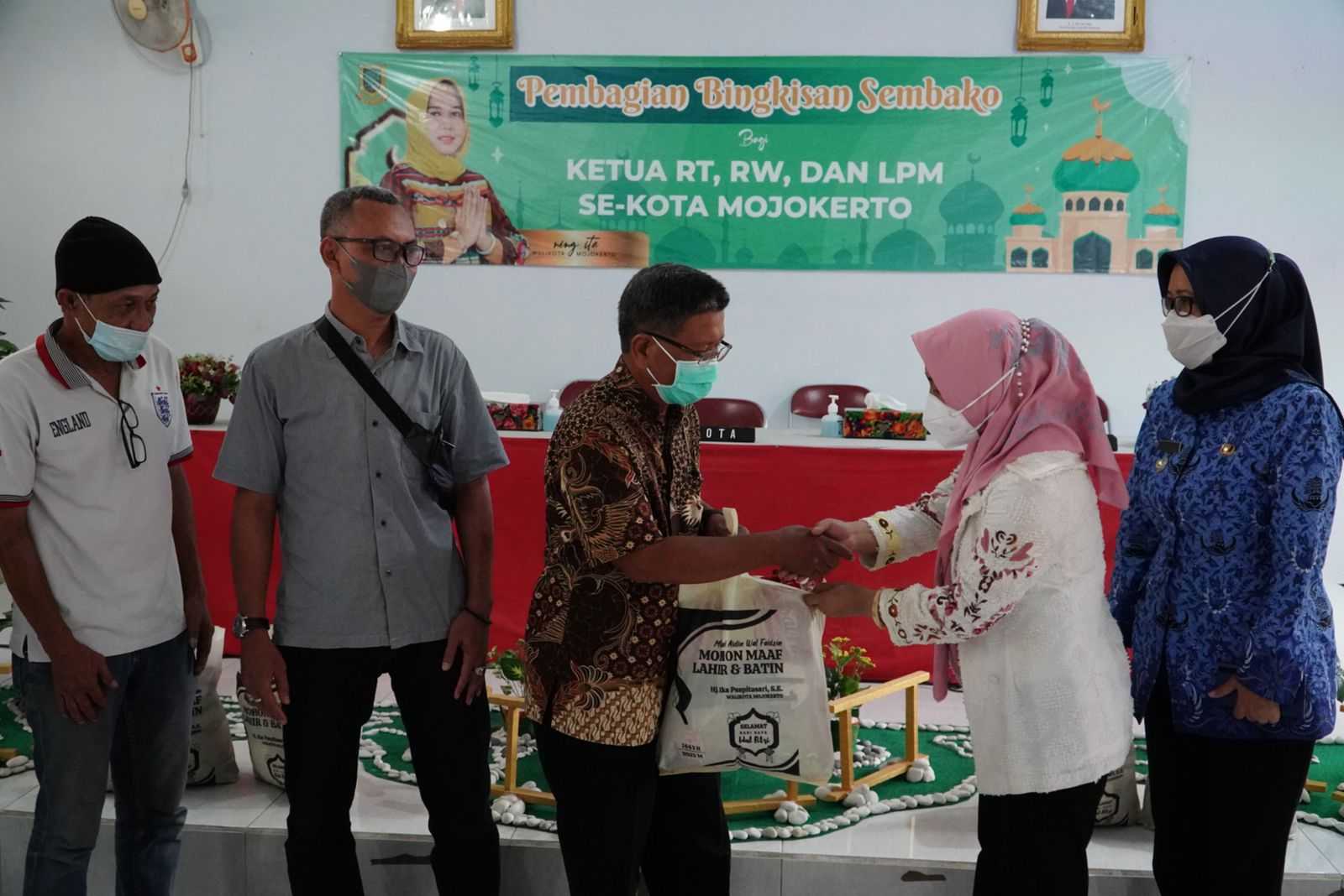 gambar utama