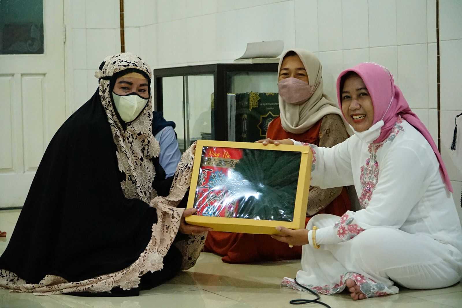 gambar utama
