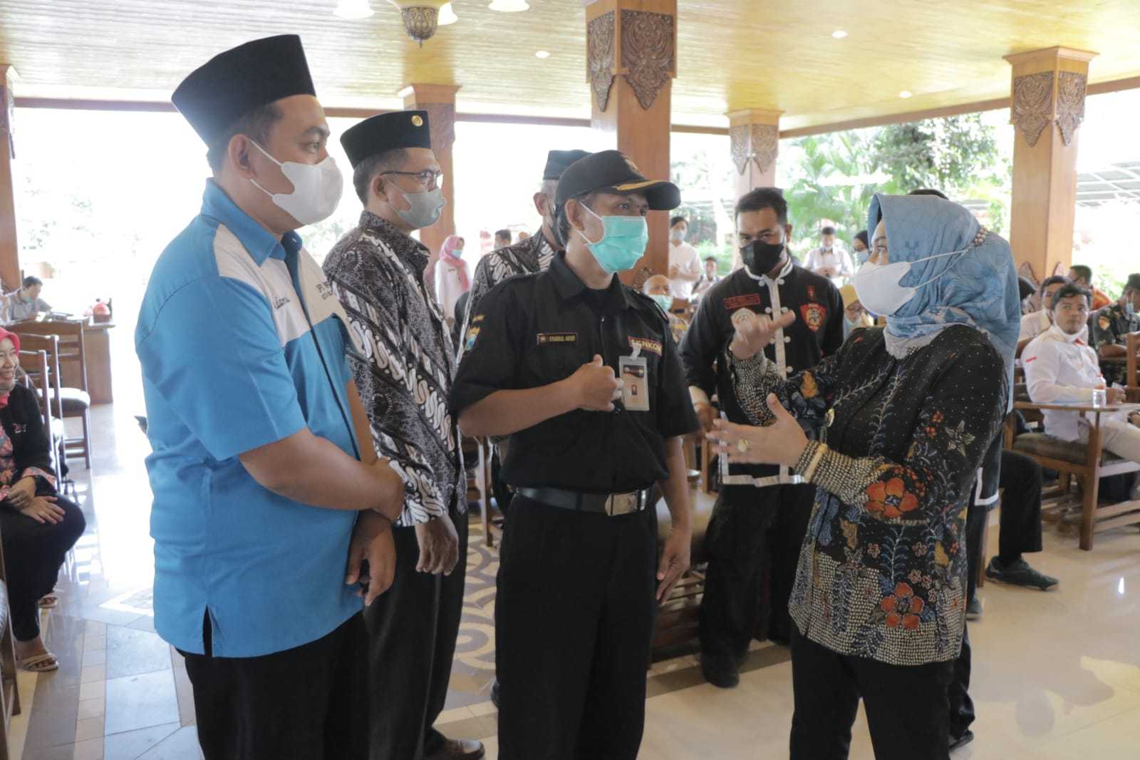 gambar utama