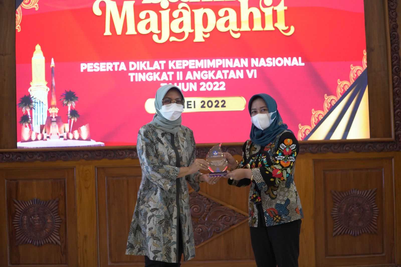 gambar utama