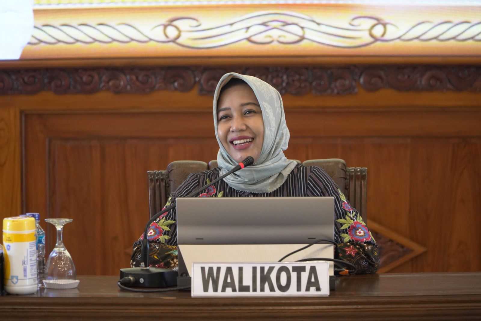 gambar utama