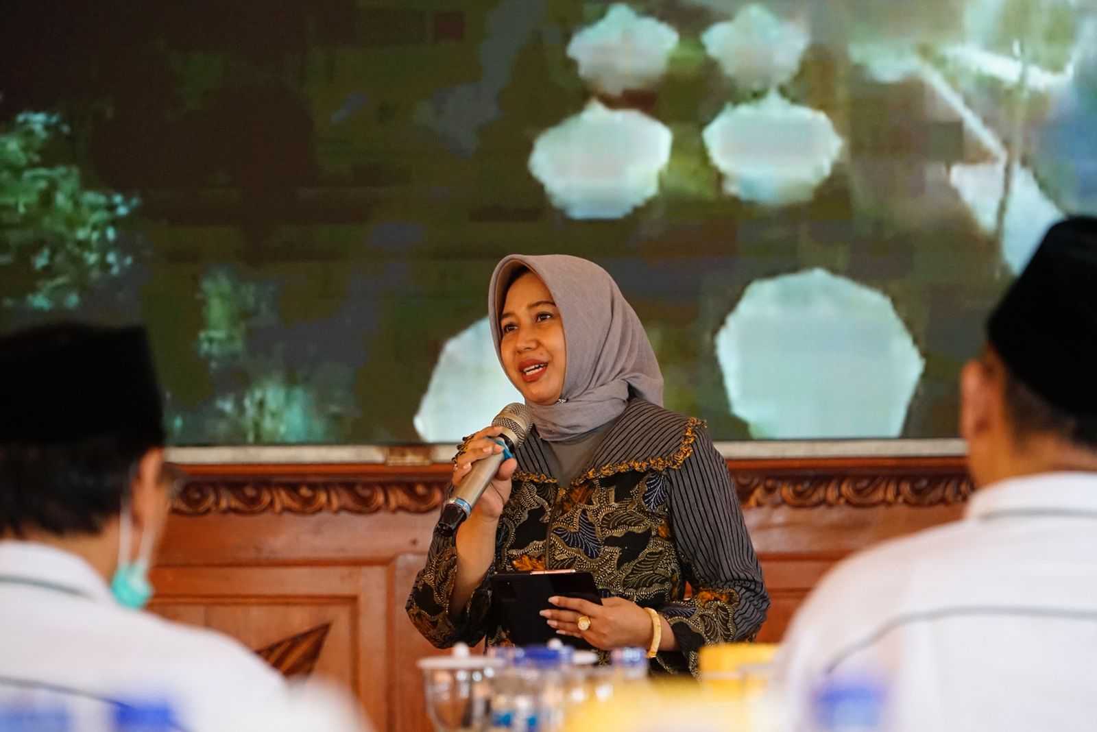 gambar utama