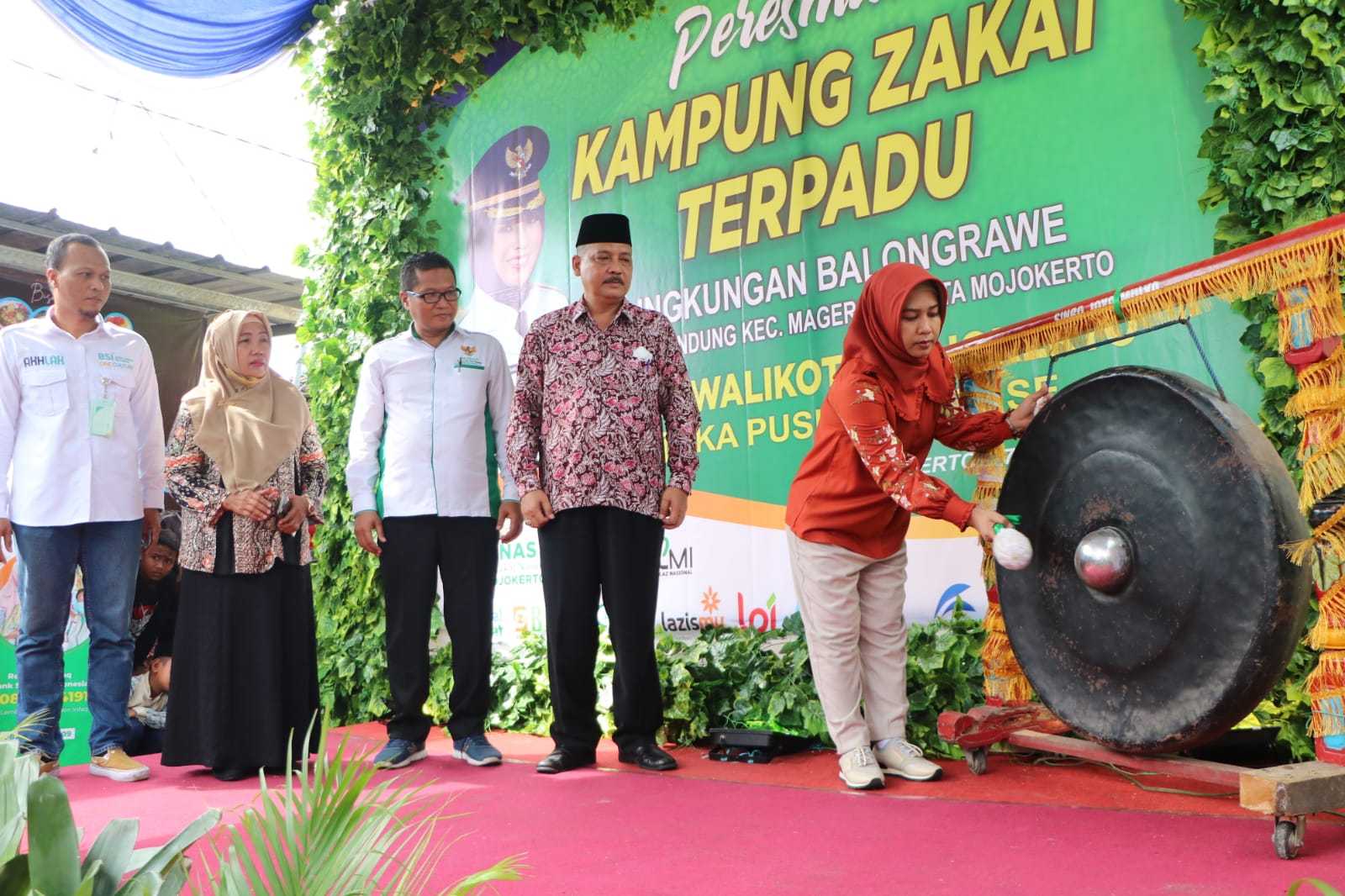 gambar utama