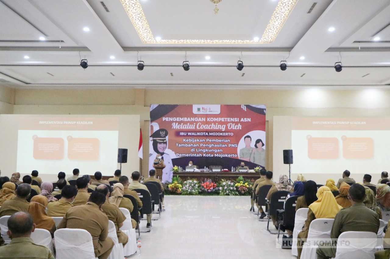 gambar utama