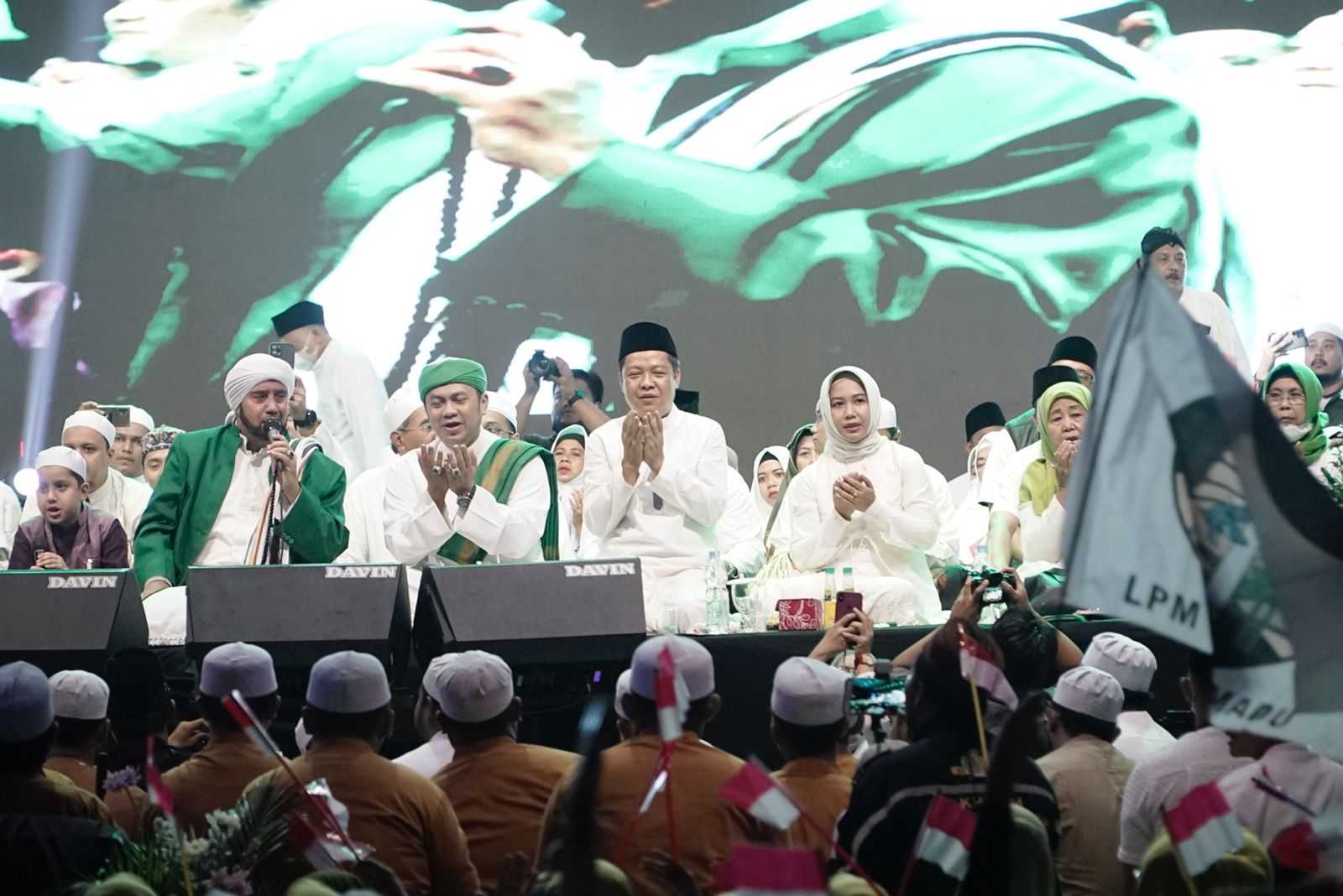 gambar utama