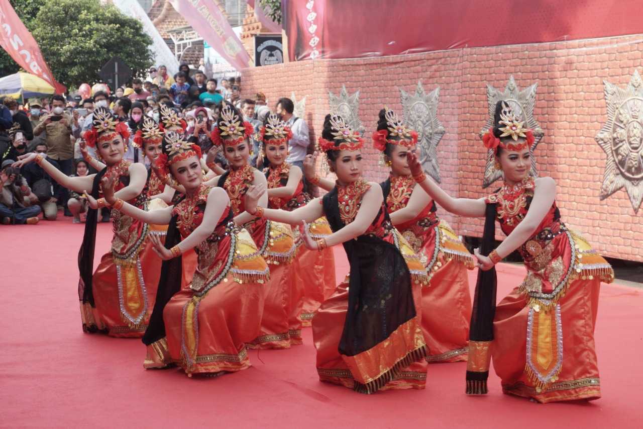 Gema Media | 3 Era Kota Mojokerto dalam Kirab Budaya Mojo Bangkit