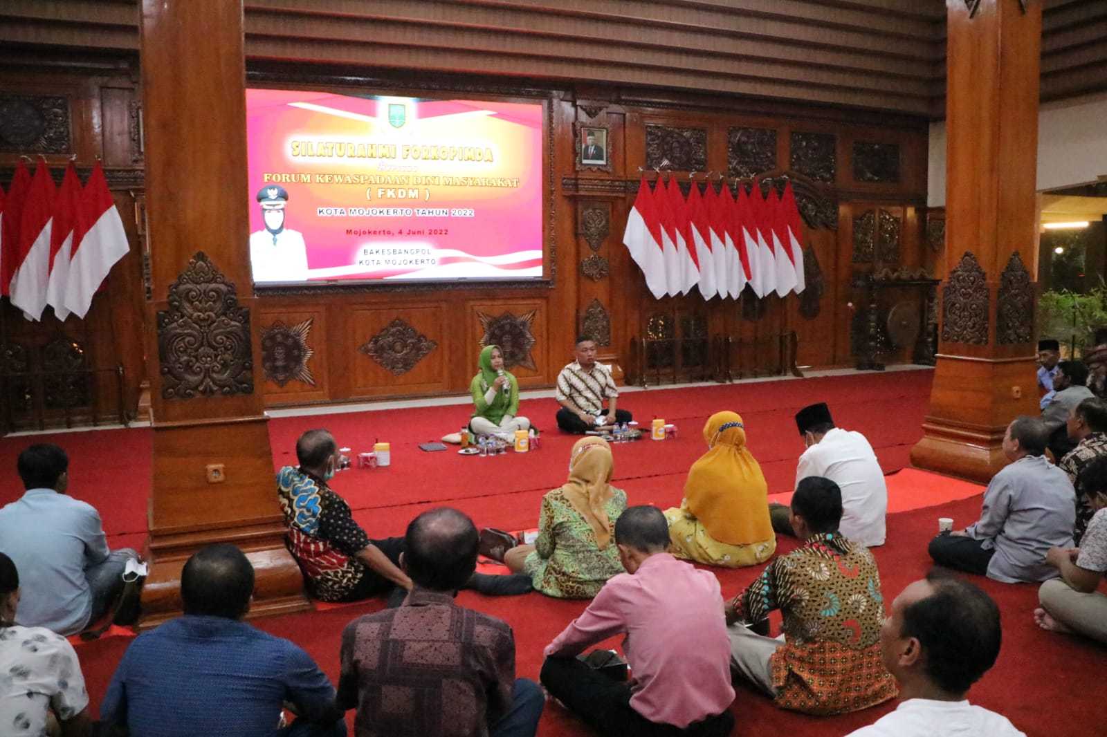 gambar utama