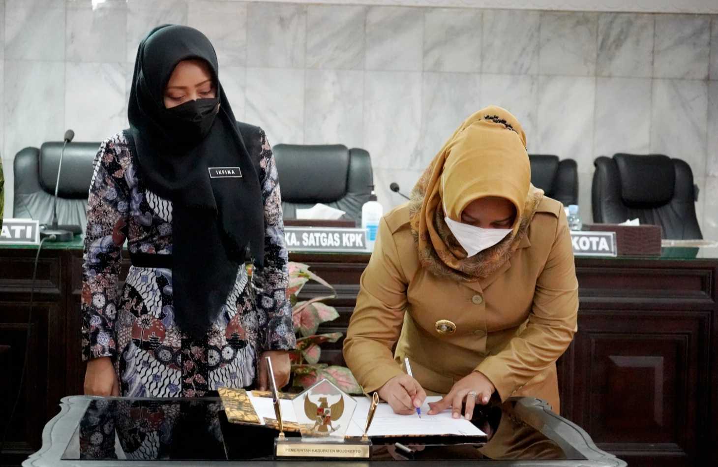 gambar utama