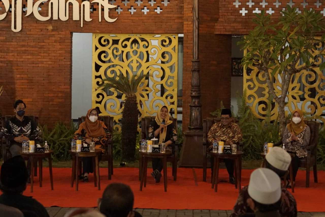 gambar utama