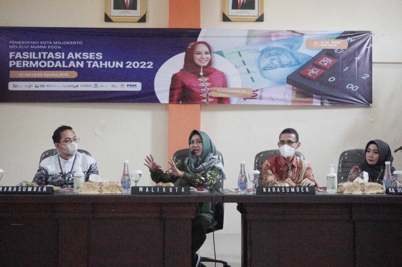 gambar utama
