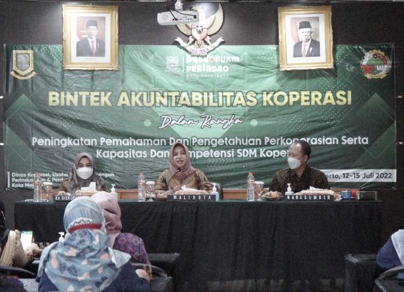 gambar utama