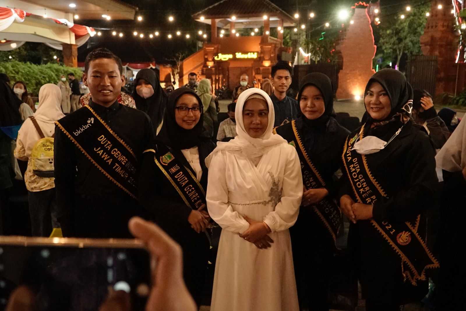 gambar utama