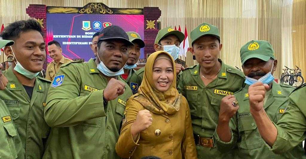 gambar utama
