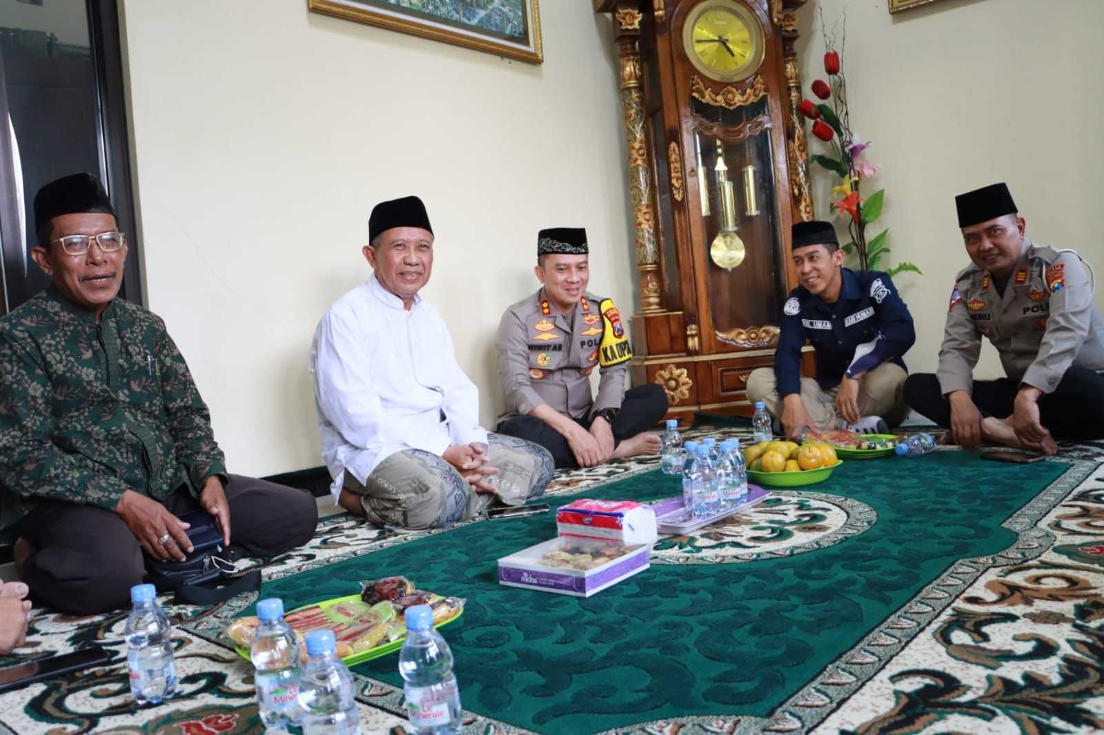 gambar utama