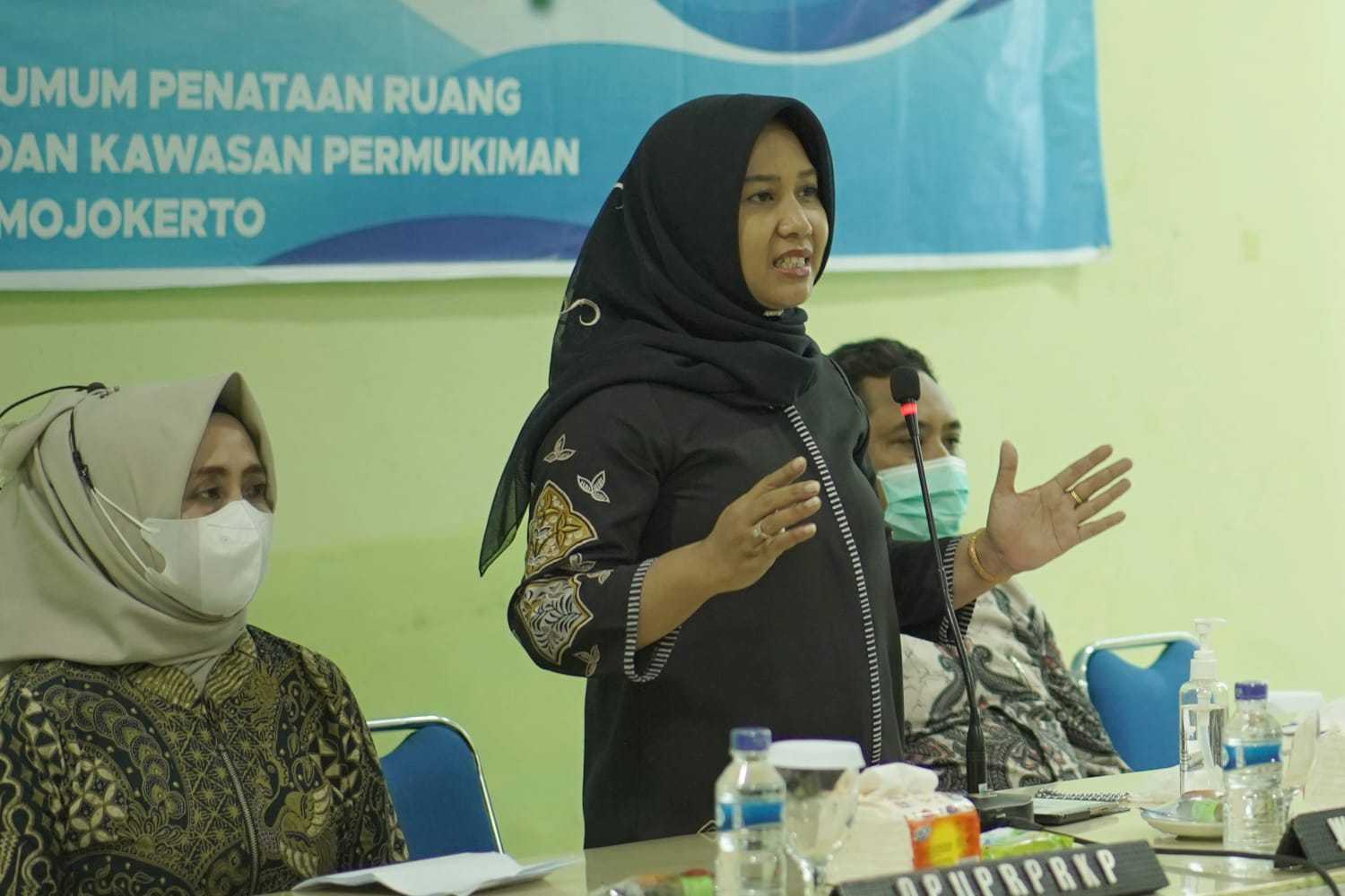 gambar utama