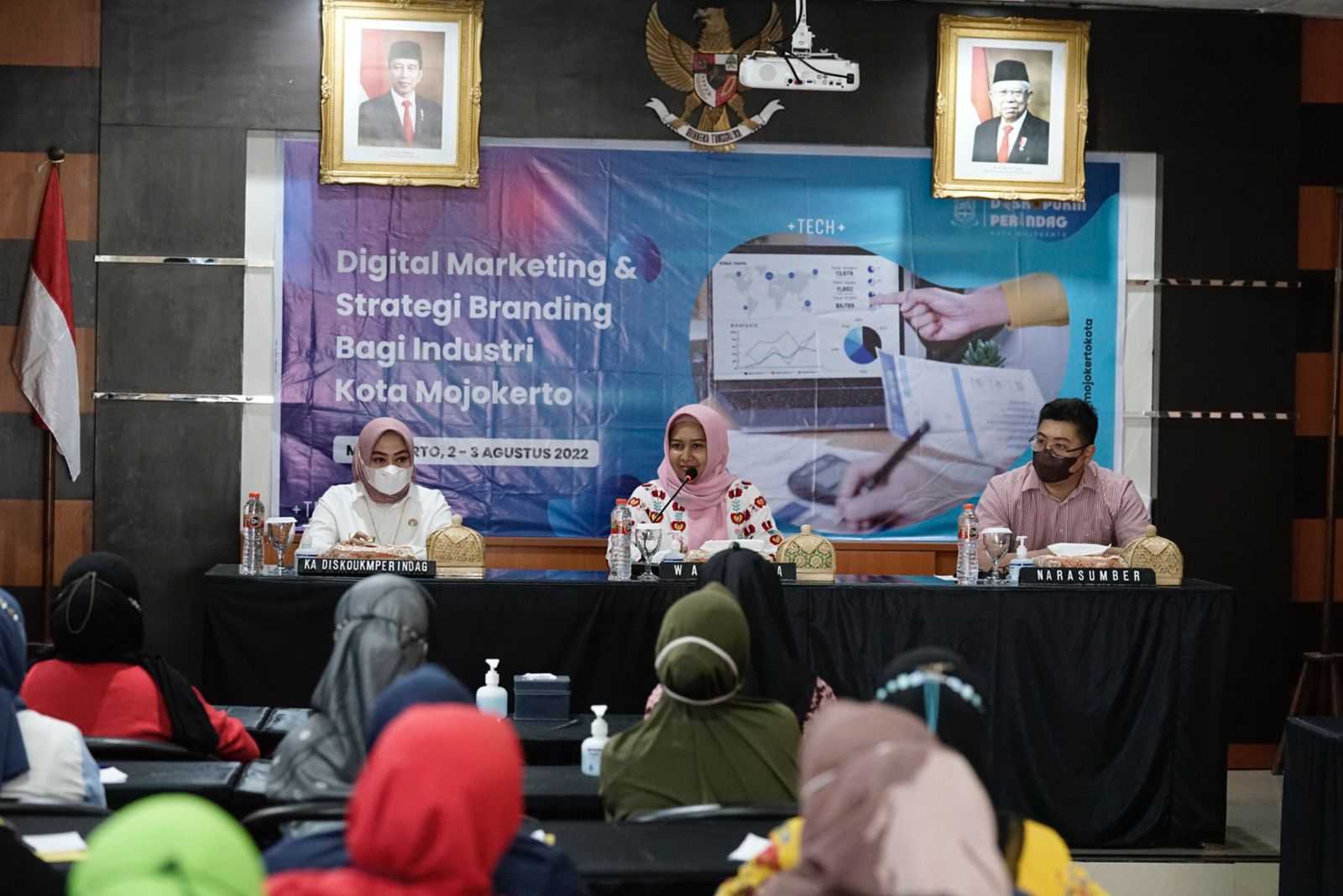 gambar utama