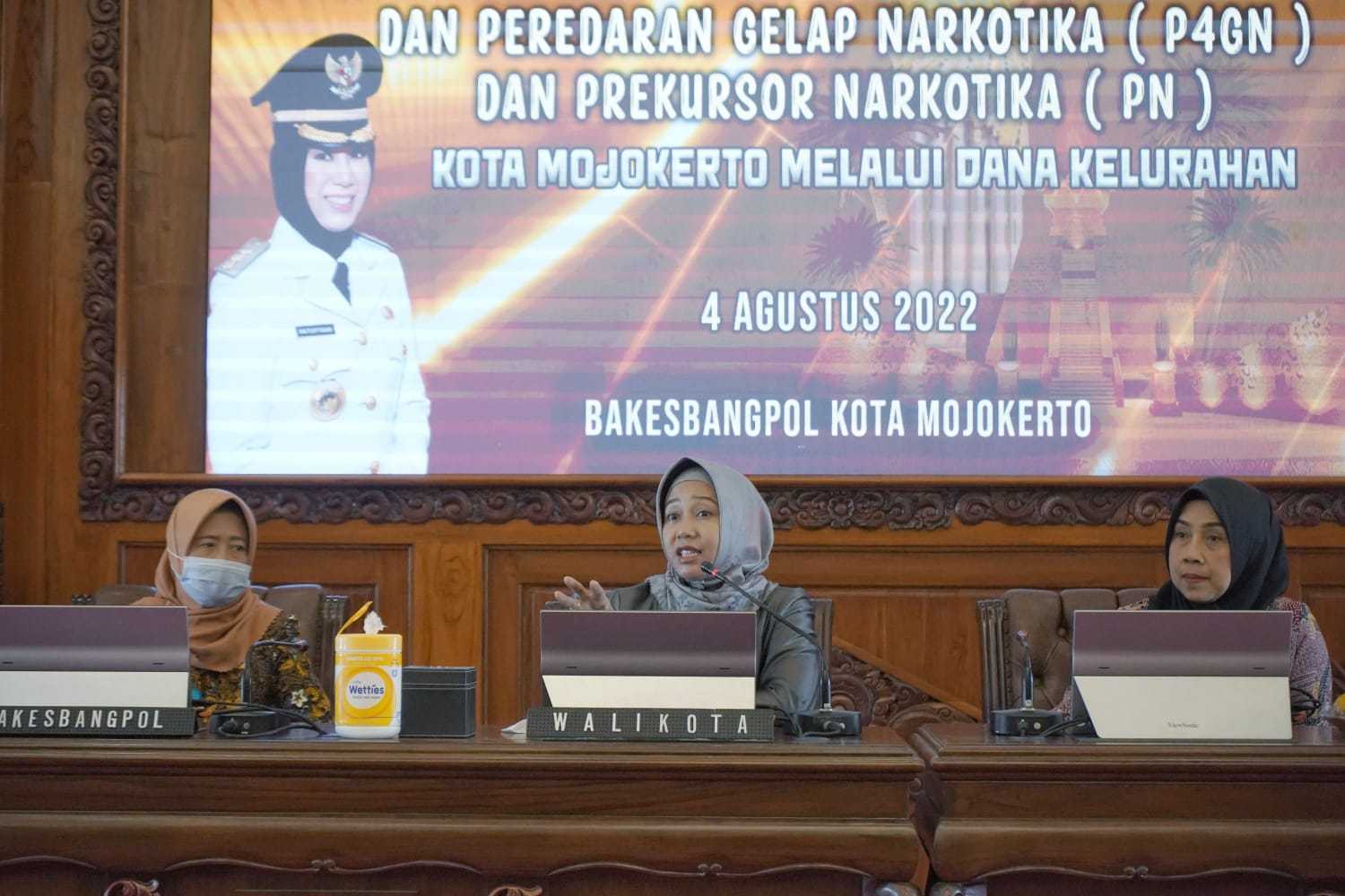 gambar utama