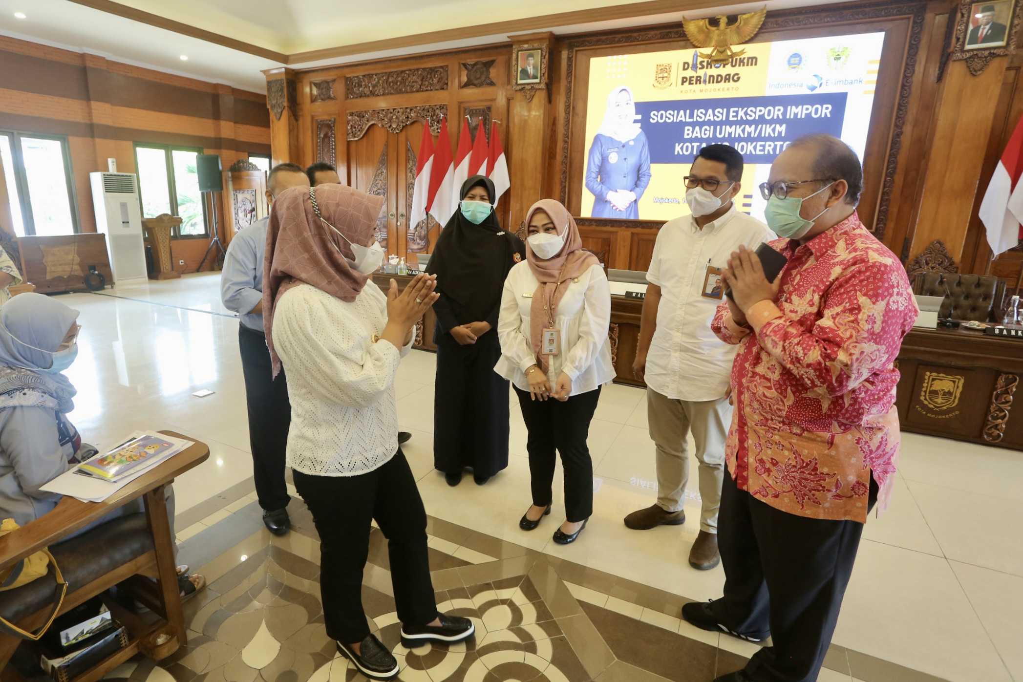 gambar utama