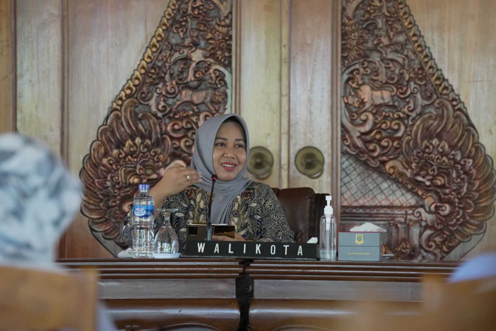 gambar utama