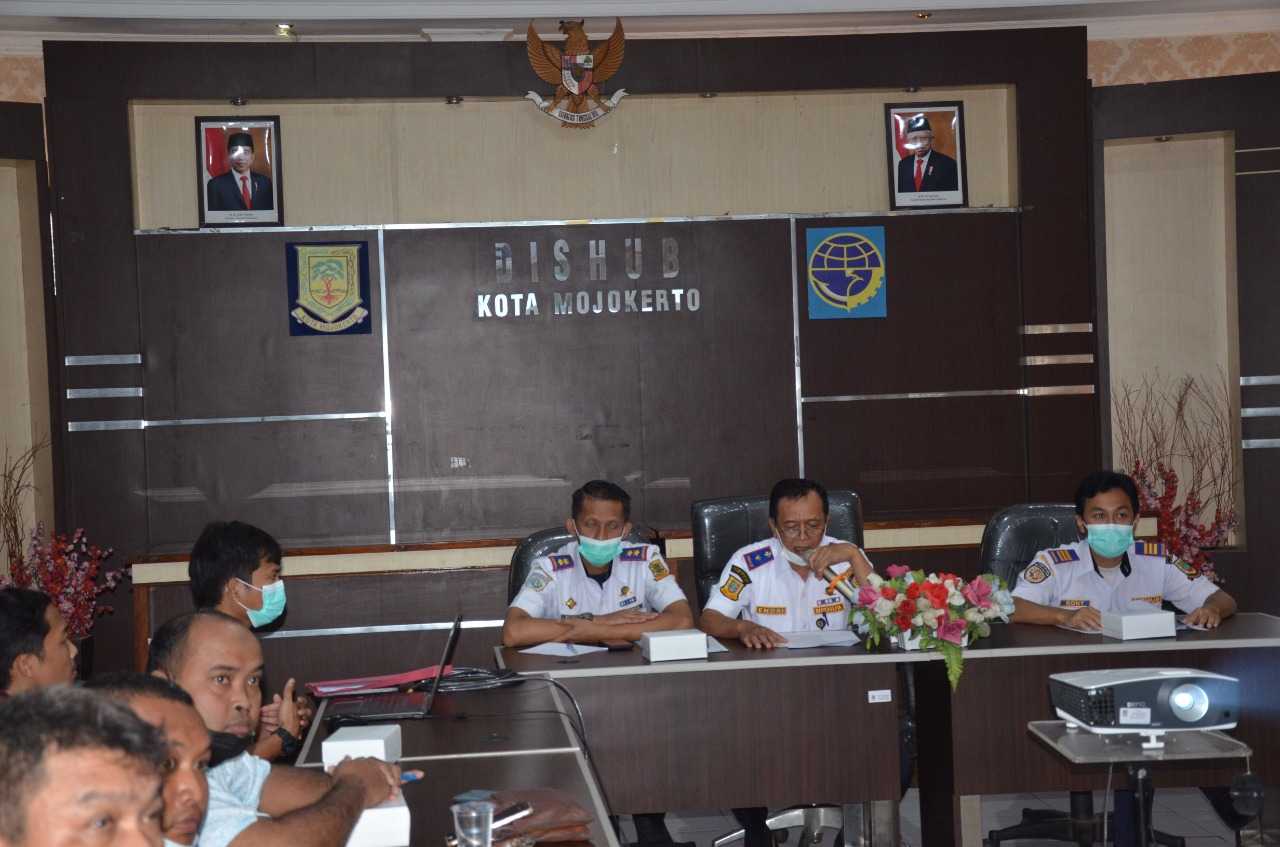gambar utama