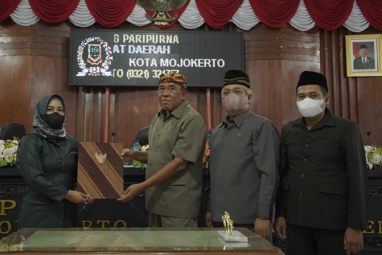 gambar utama