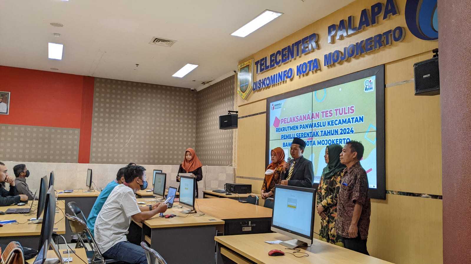 gambar utama