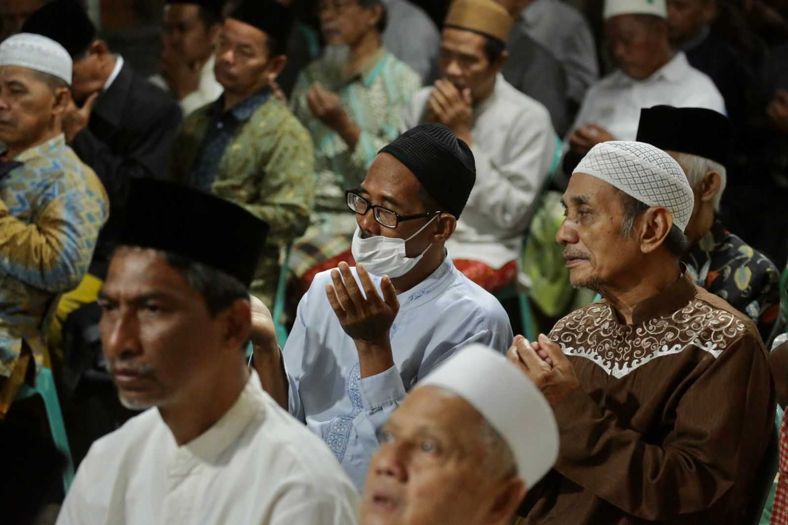 Gey jinsiy qogirchoqlar video