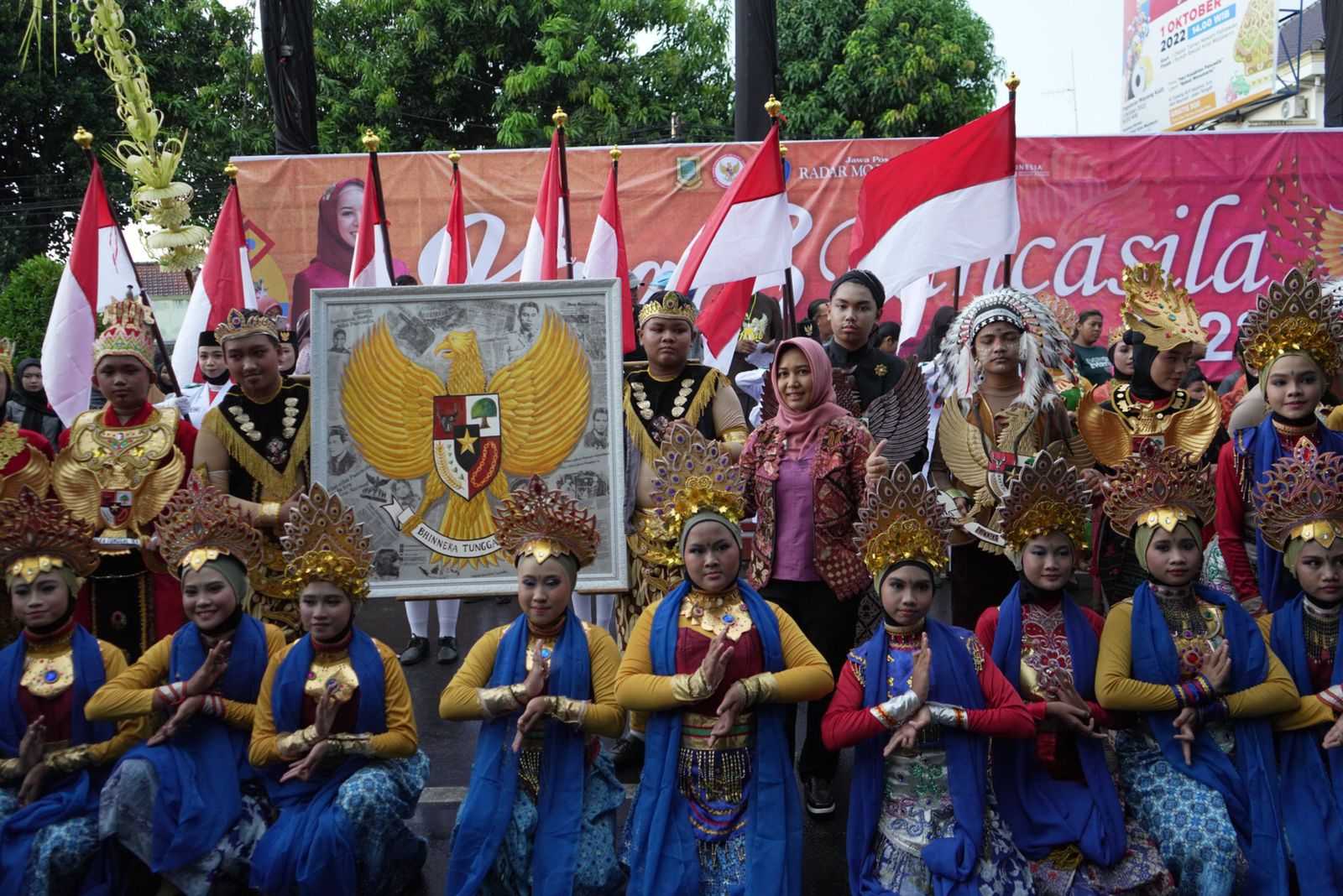 gambar utama