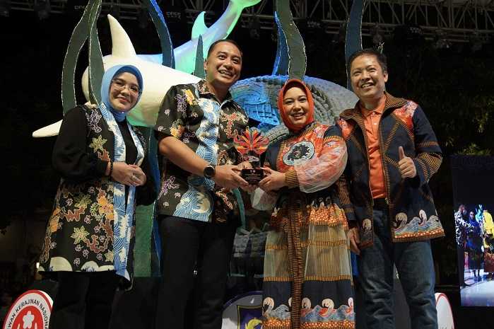 gambar utama