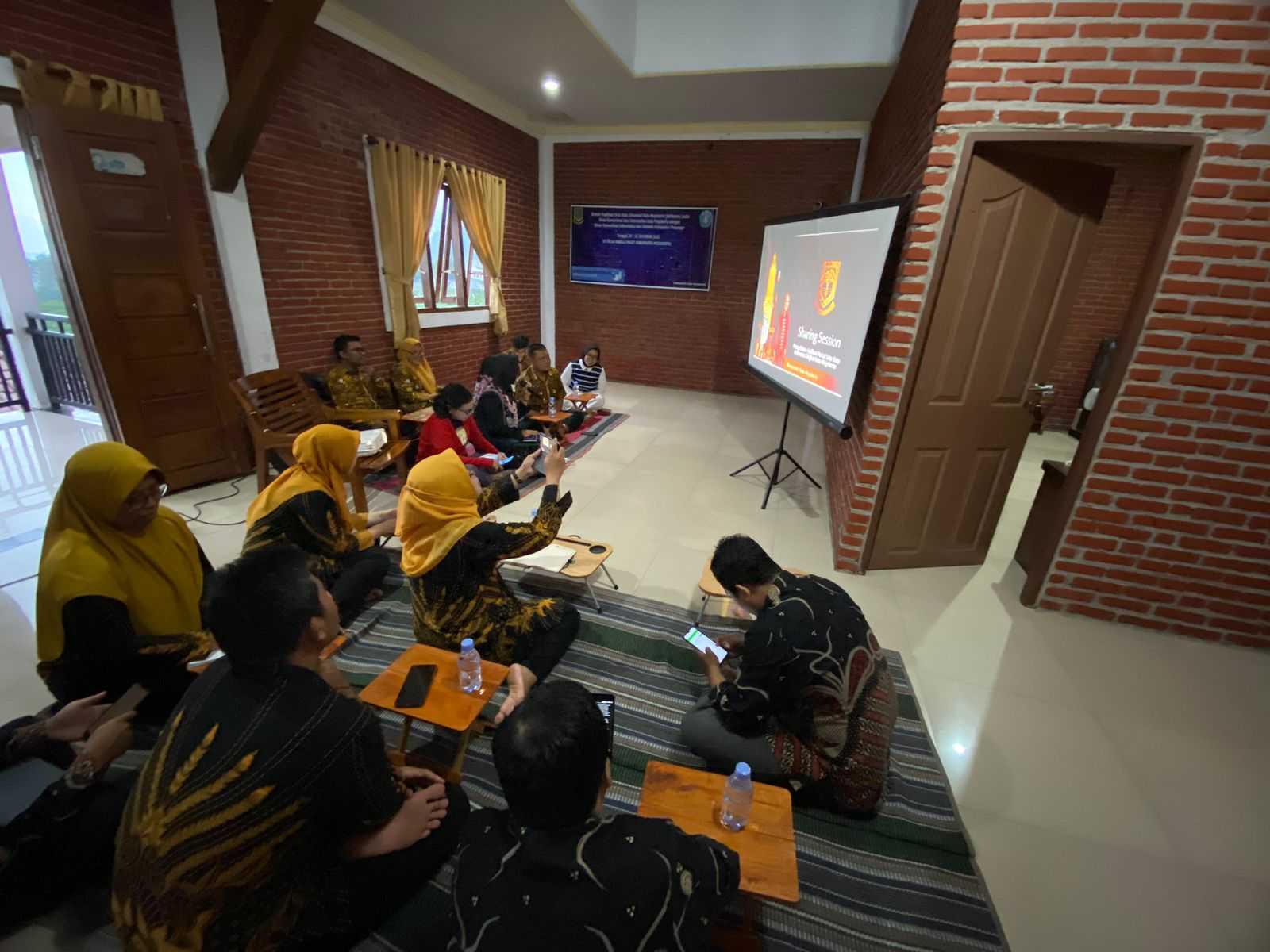 gambar utama