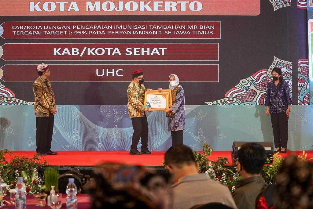 gambar utama