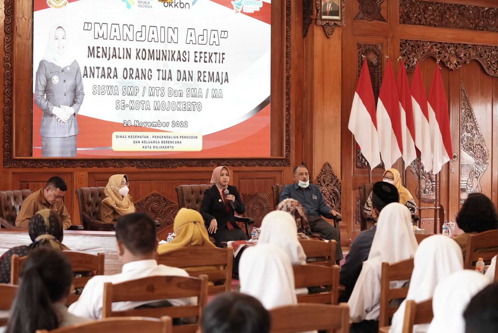 gambar utama