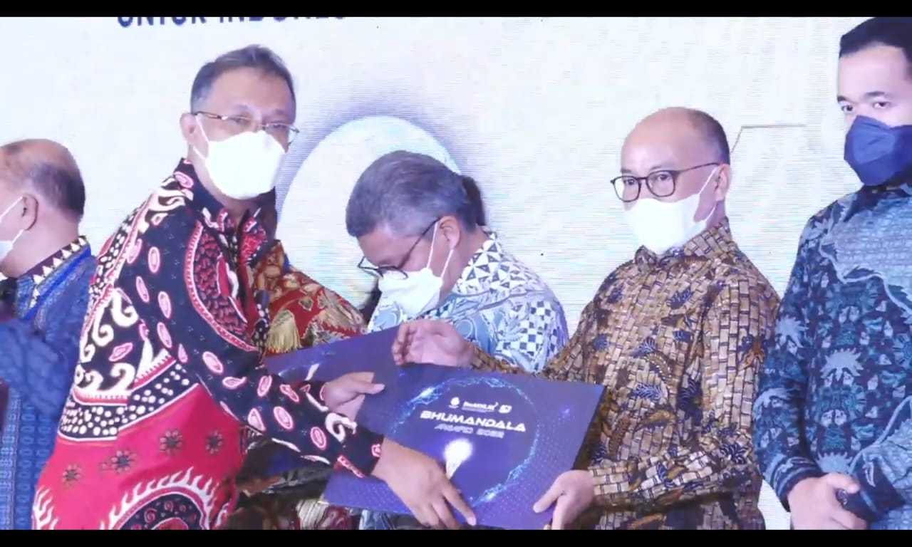 gambar utama