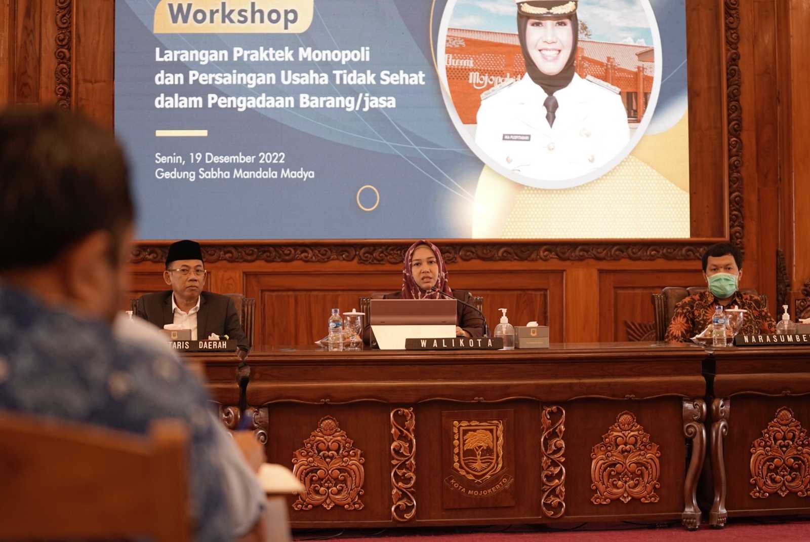 gambar utama
