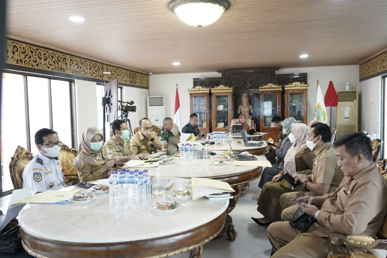 gambar utama