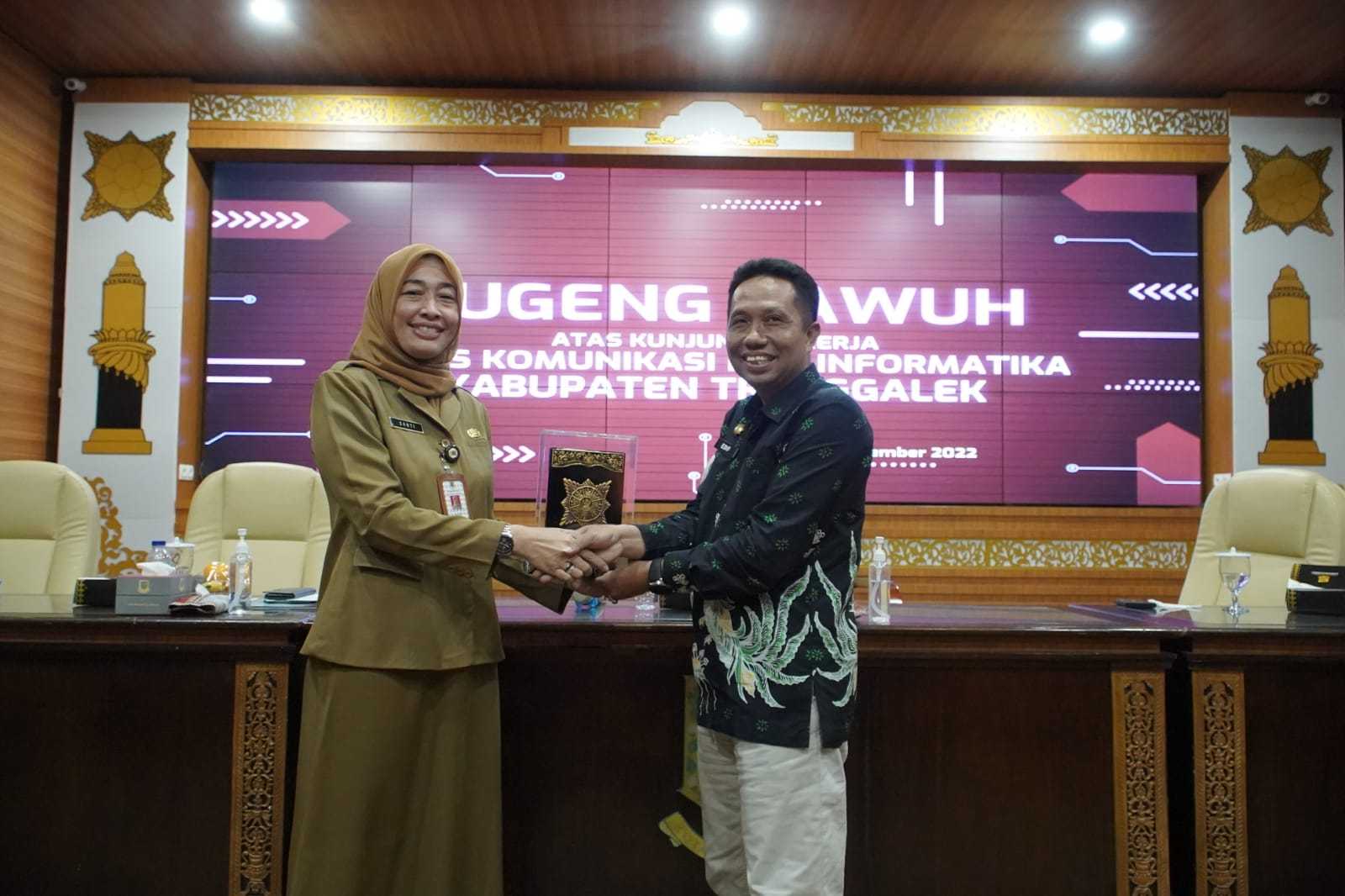 gambar utama