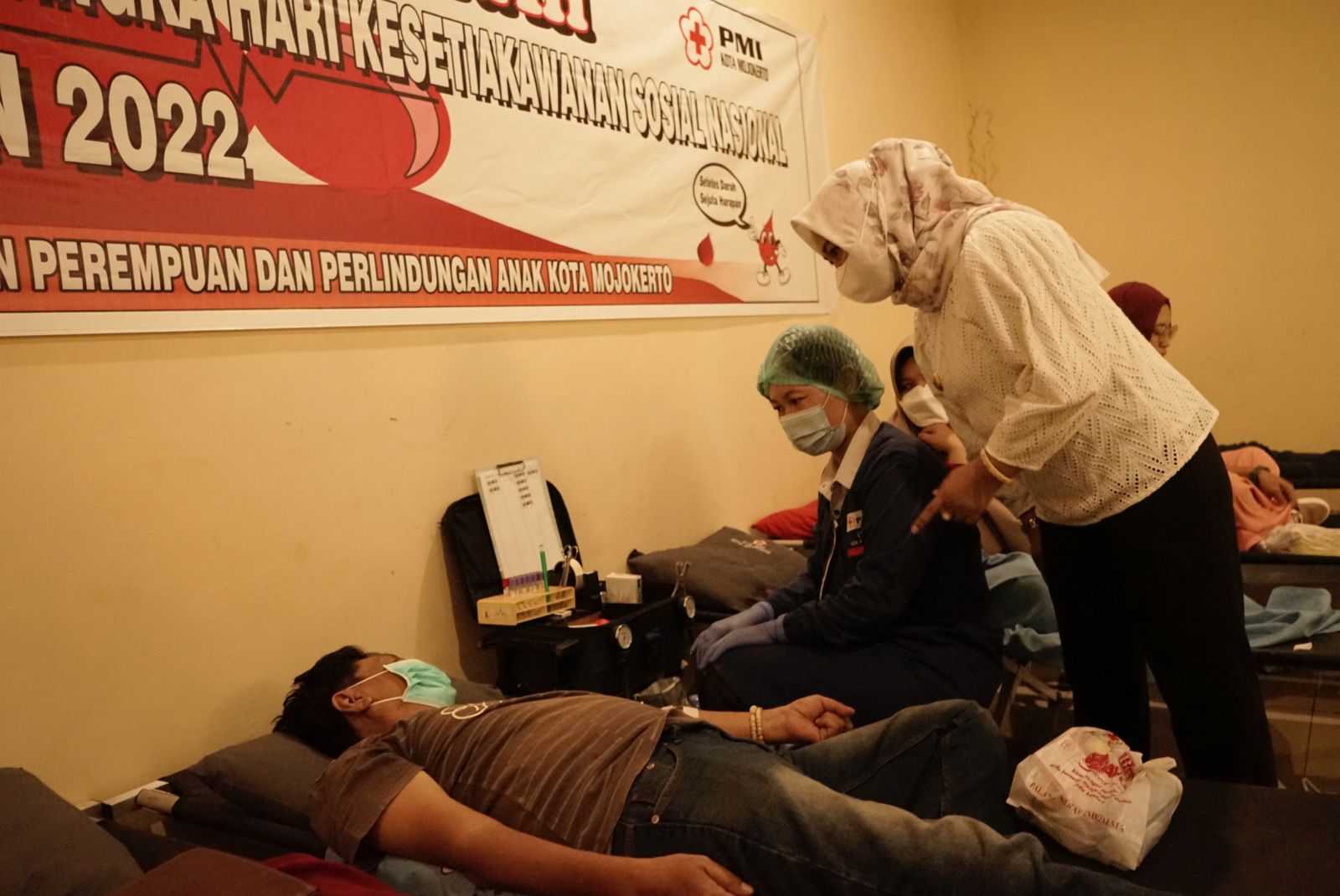 gambar utama