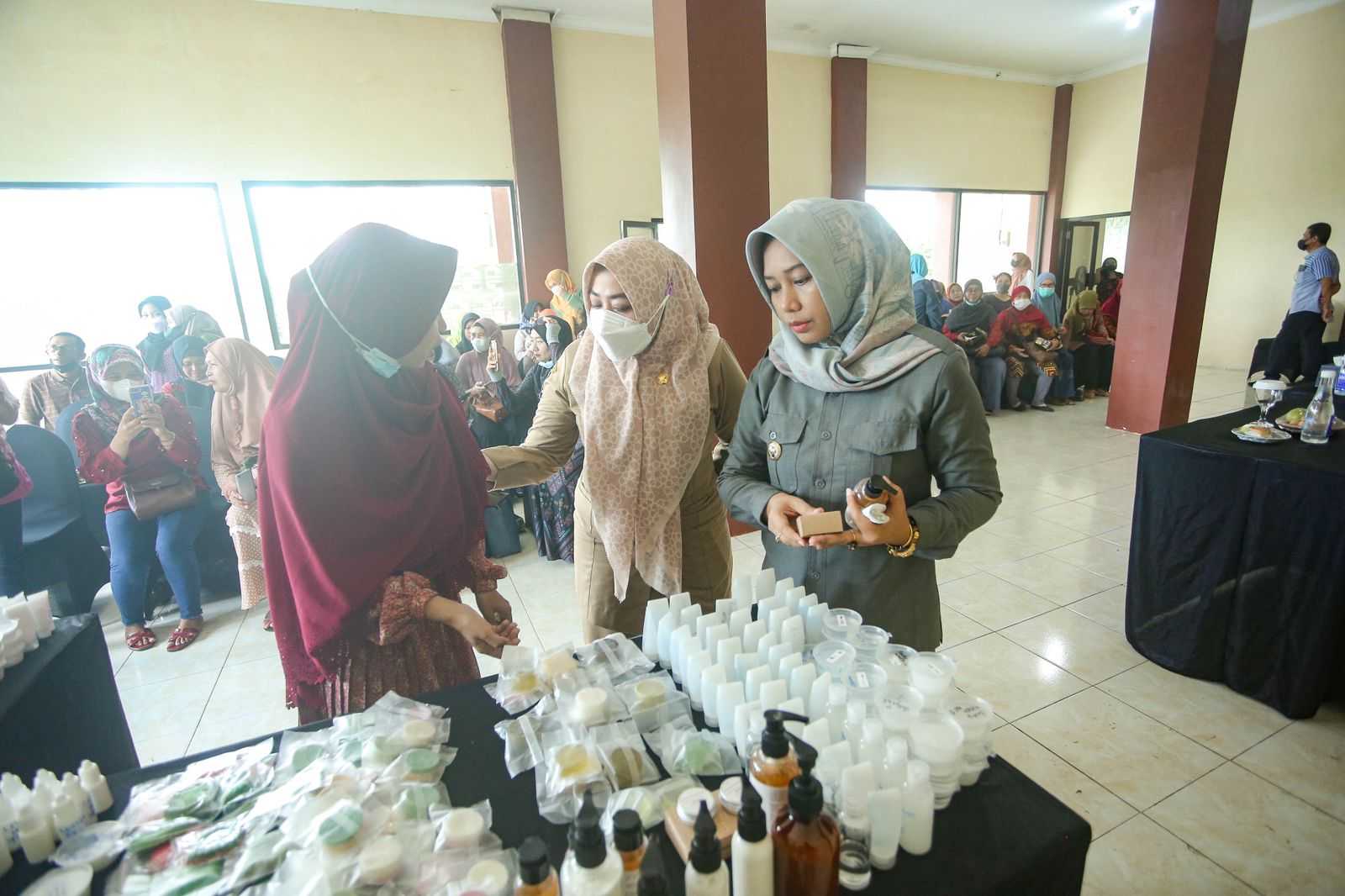 gambar utama