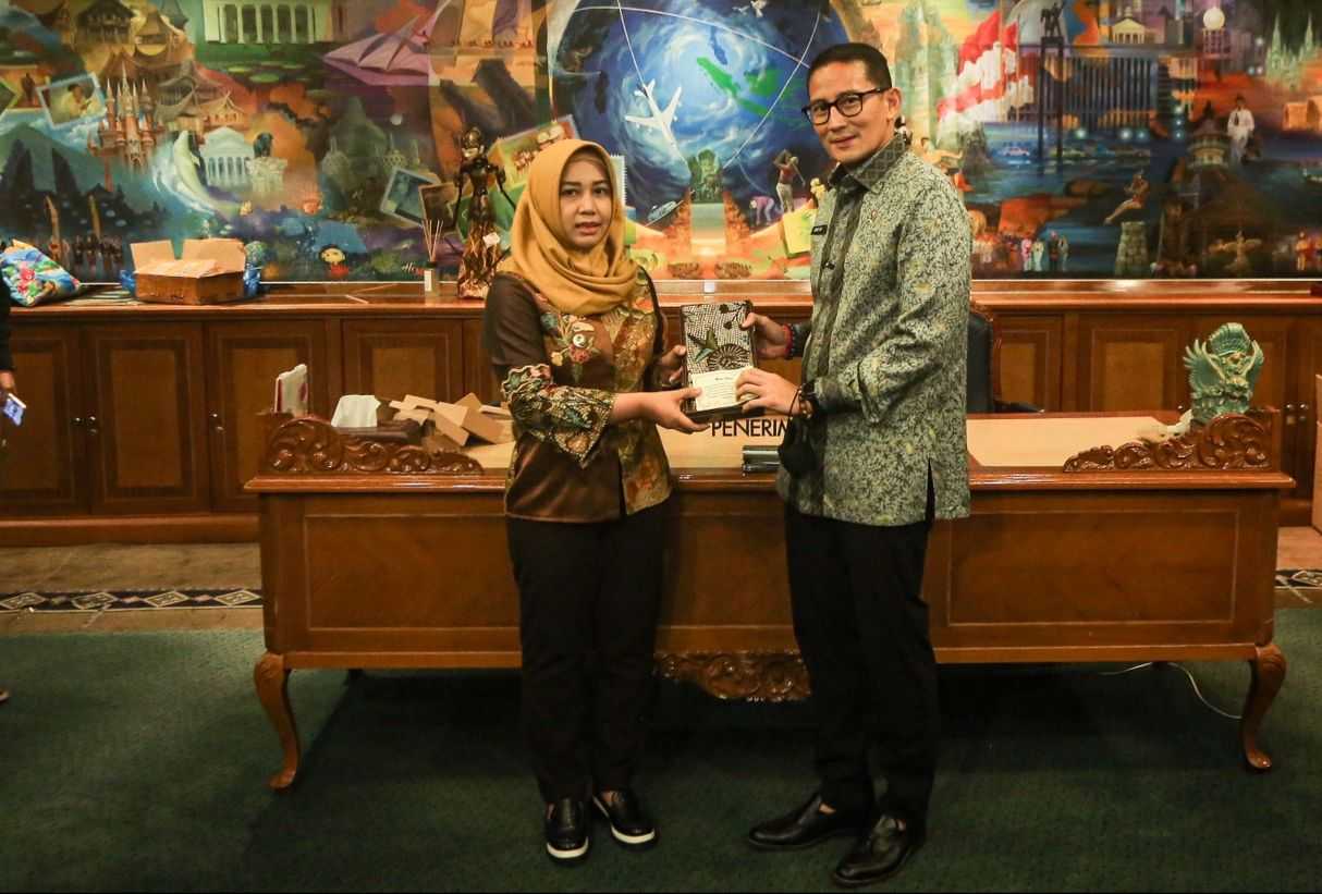 gambar utama